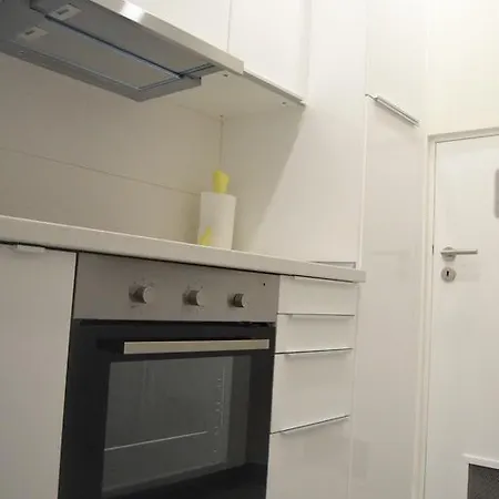 Apartament New Charming Flat In The Heart Of *