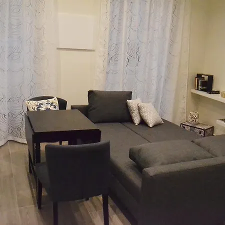 Apartament New Charming Flat In The Heart Of *